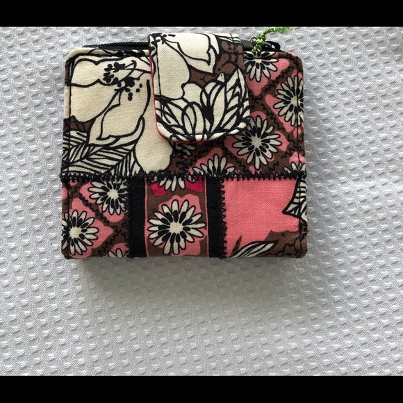 Vera Bradley Handbags - Vera Bradley NWOT Patchwork Small Wallet